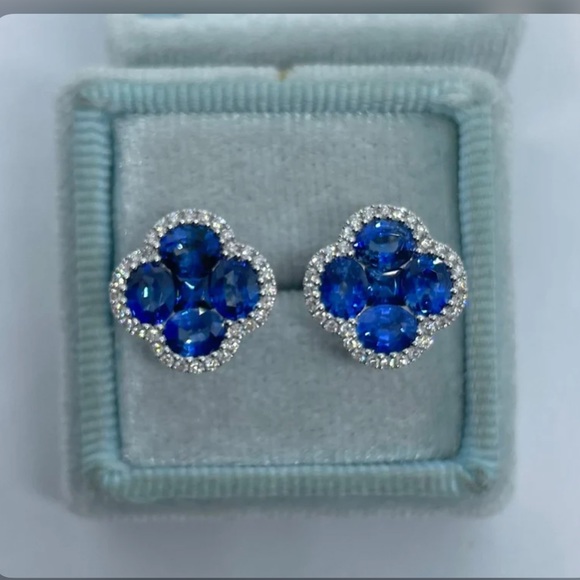 Sapphire and Diamond Earrings, Clover Sapphire Earrings, 13mm 18K White Gold - Picture 4 of 6
